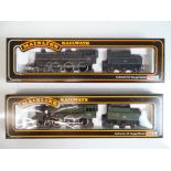 OO SCALE MODEL RAILWAYS: A pair of MAINLINE Standa