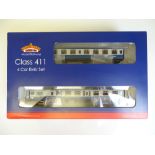 OO SCALE MODEL RAILWAYS: A BACHMANN 31-427 Class 4