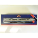 OO SCALE MODEL RAILWAYS: A BACHMANN 39-350Z BR MK2