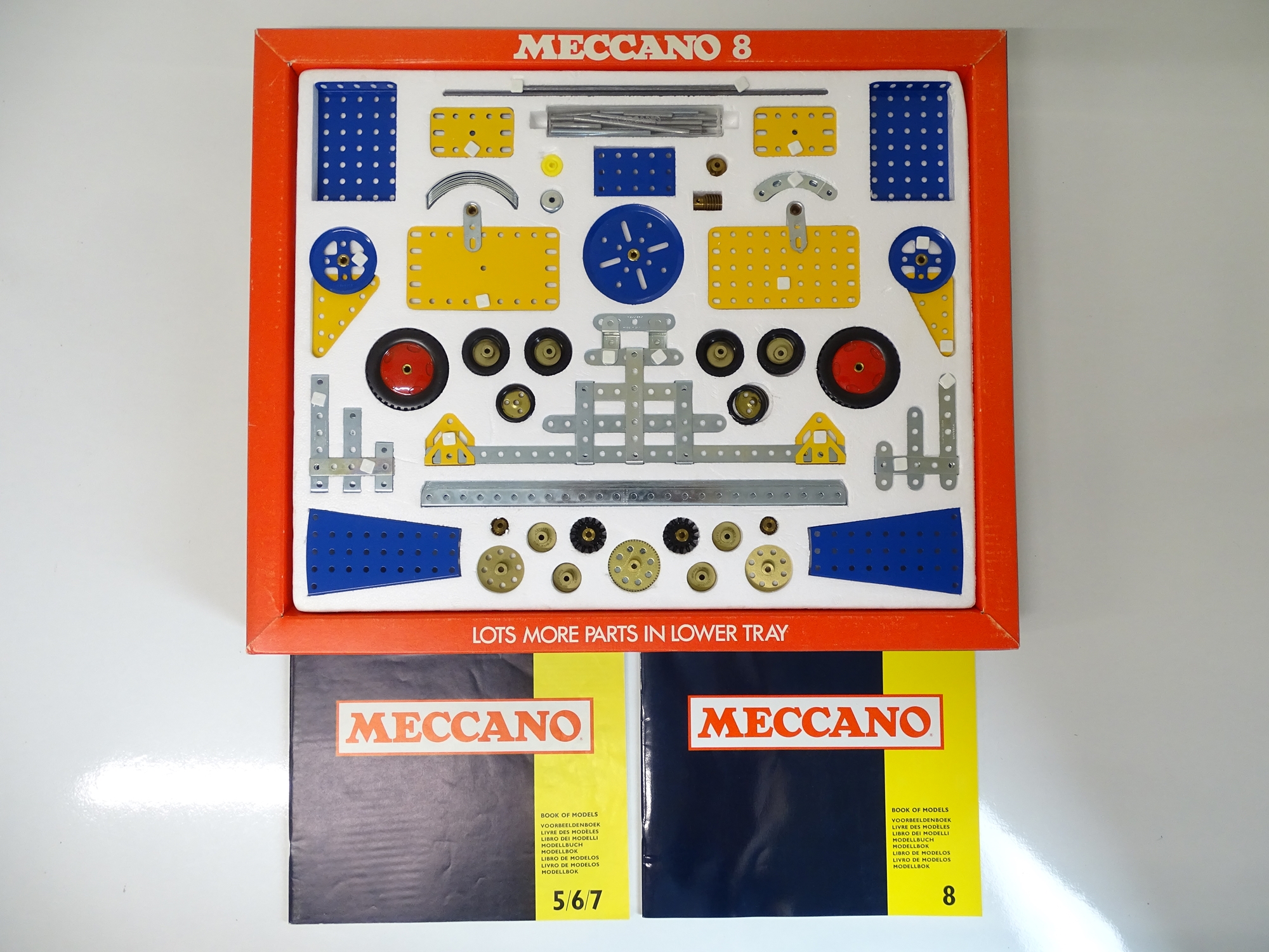 VINTAGE TOYS: MECCANO - A 770 part 'MECCANO 8' con - Image 2 of 2