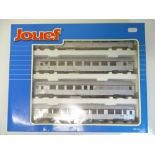 HO SCALE MODEL RAILWAYS: A JOEUF HJ4008 French Out