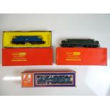 OO SCALE MODEL RAILWAYS: A group of diesel locomot