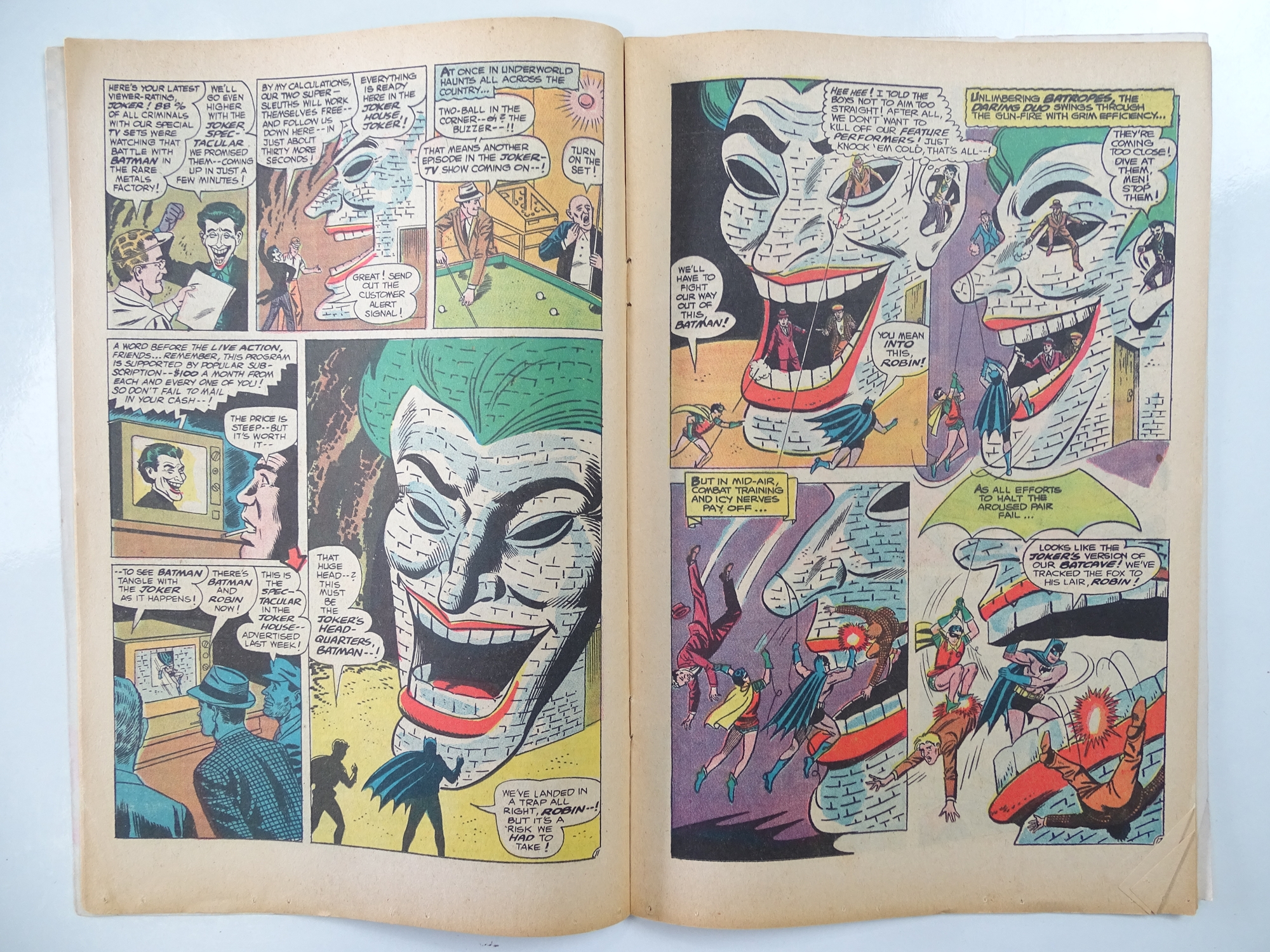 DETECTIVE COMICS: BATMAN #365 - (1967 - DC - UK Cover Price) - Joker appearance + Elongated Man back - Image 5 of 6