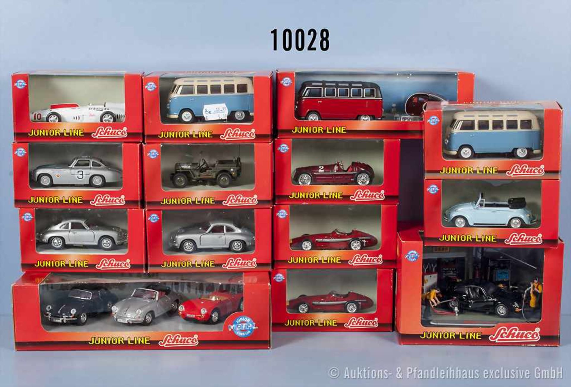 Konv. 16 Schuco Junior Line Modellfahrzeuge, dabei Werkstatt-Diorama, VW-Busse, Sportwagen,