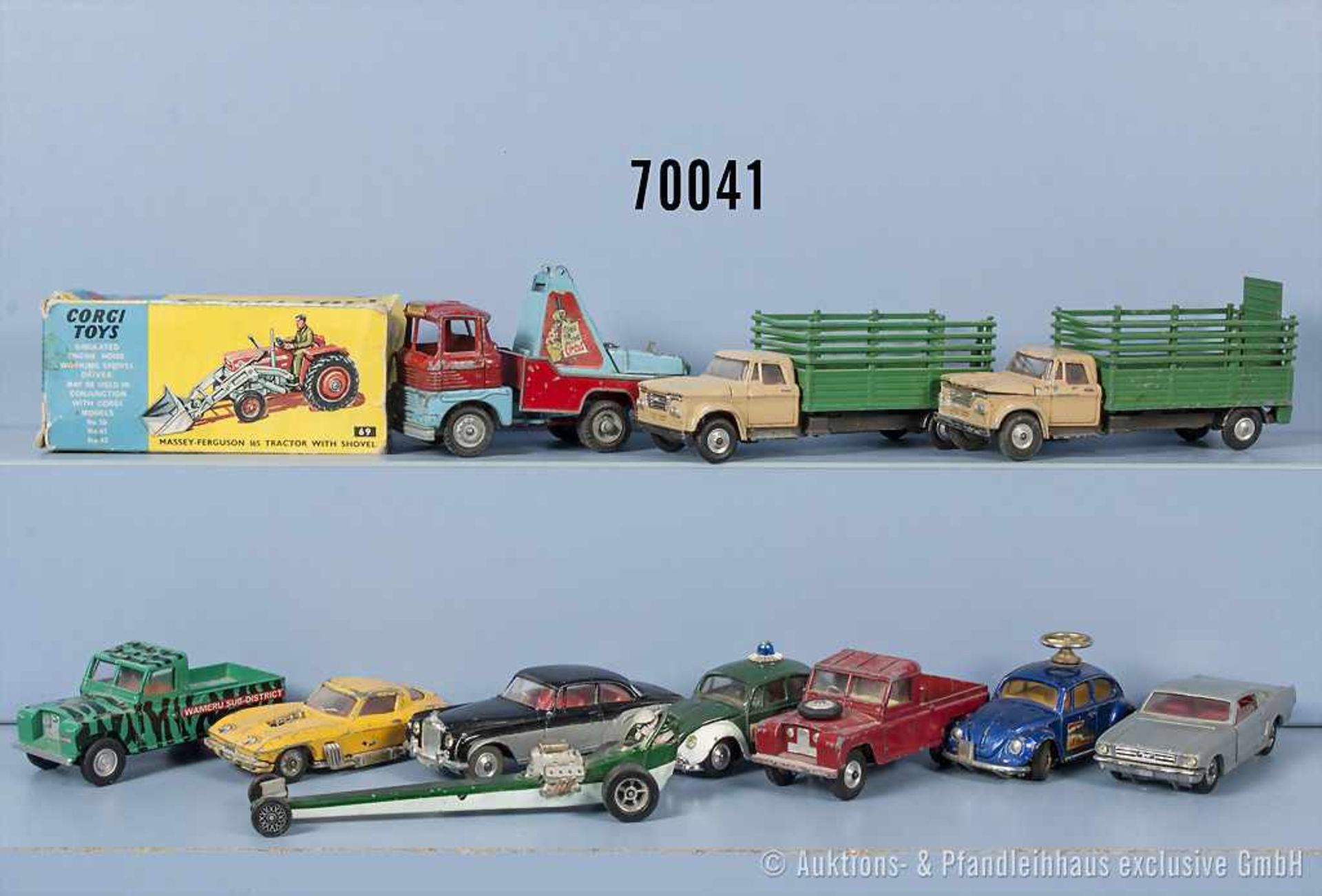 Konv. 11 Corgi Toys Fahrzeuge, u. a. VW 1300 Saloon, Ford Mustang, Chipperfields Kranwagen,