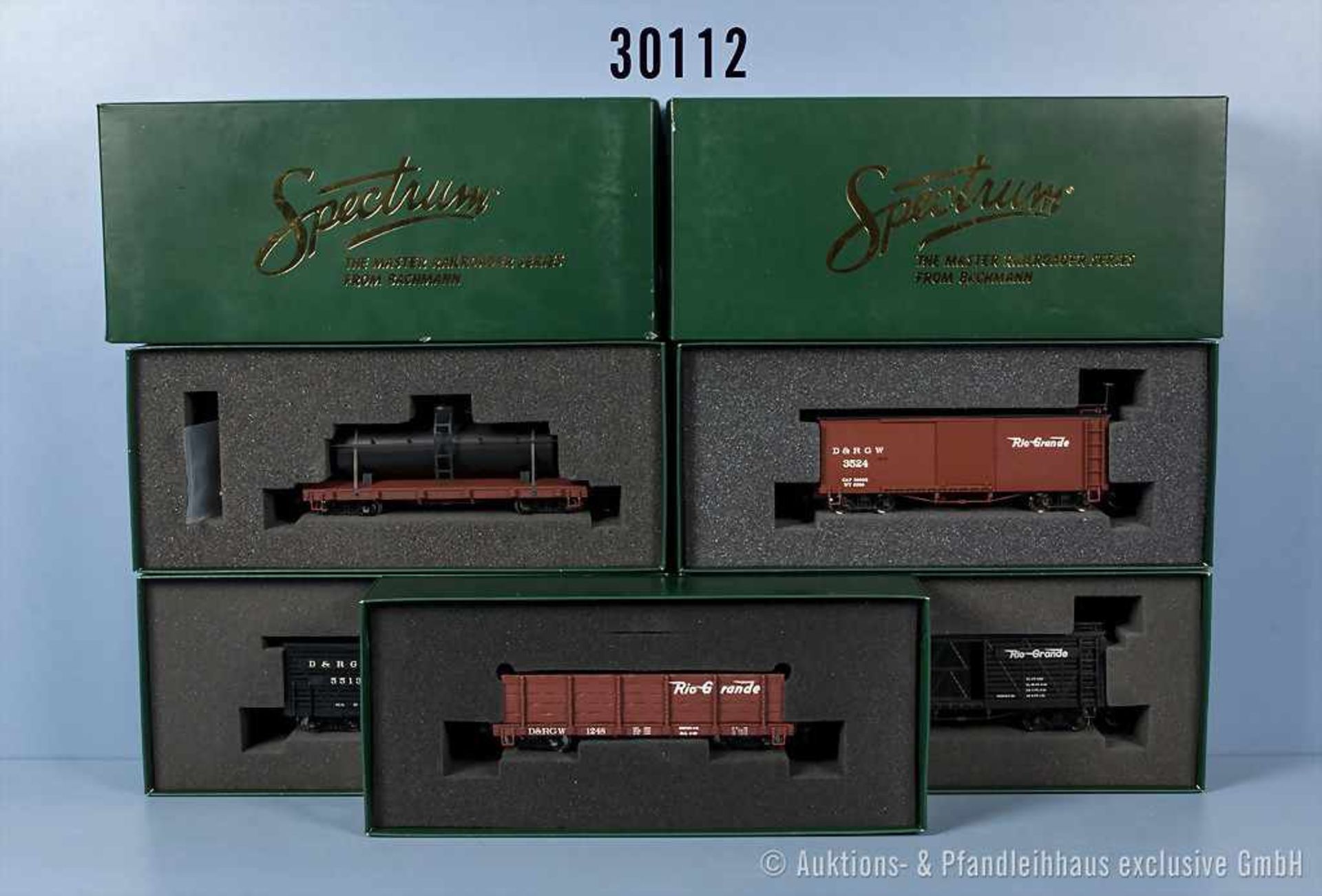 Konv. 7 Spectrum Spur 0e Güterwagen, dabei 2 Boxcars, 2 Viehwagen, 1 Flatcar, 1 Kesselwagen und 1