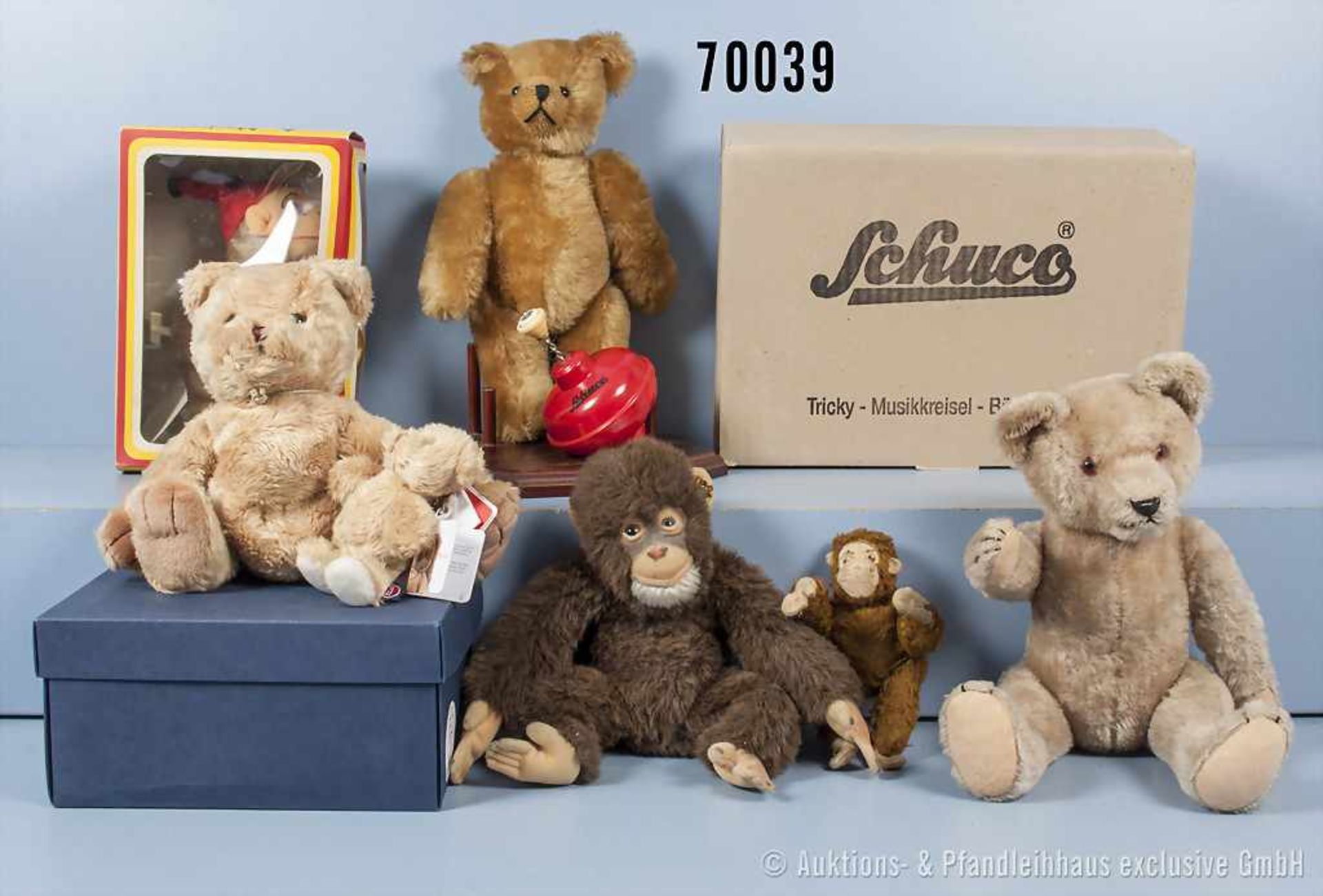 Konv. Stofftiere, 4 Bären, 2 Affen und Carl Affe mit Becken, H bis 29 cm, 1 x mit Uhrwerkantrieb,