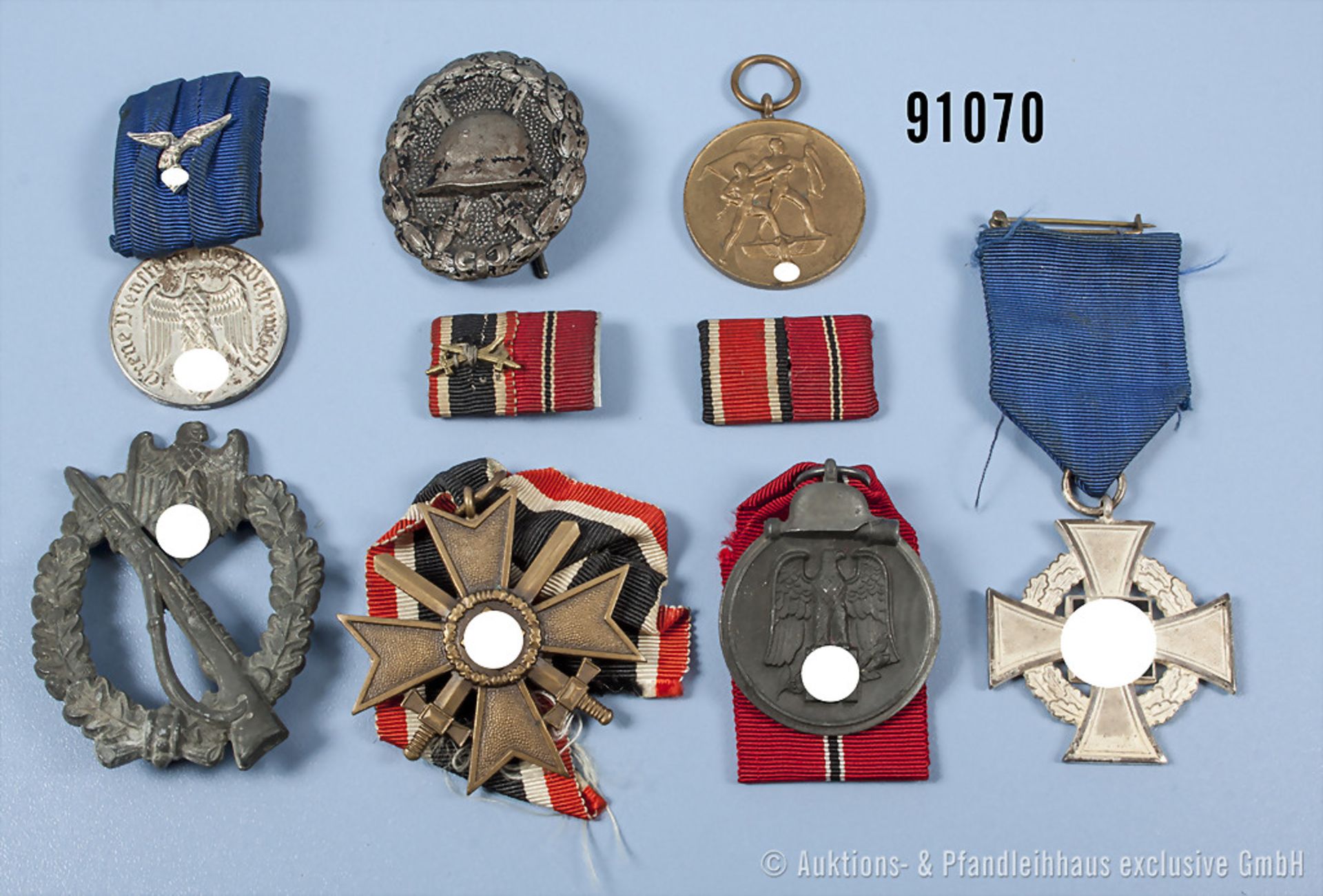 Konv. Ostmedaille, KVK 2. Klasse mit Schwertern, Sudetenlandmedaille, Treuedienst-Ehrenzeichen für