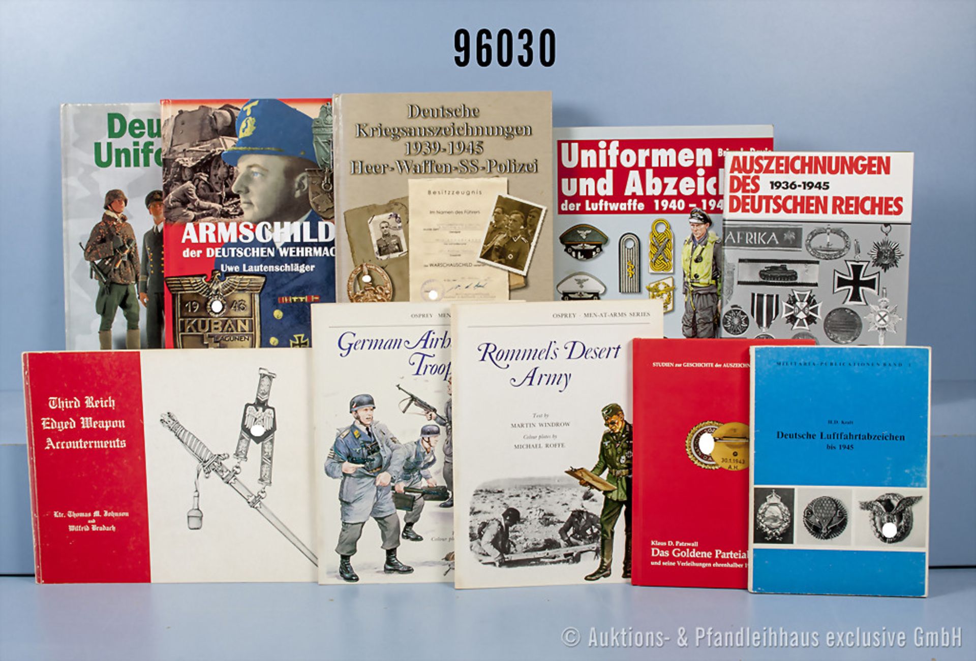 Konv. 10 Militaria-Fachbücher, "Deutsche Uniformen 1939 - 1945", "Armschilde der deutschen