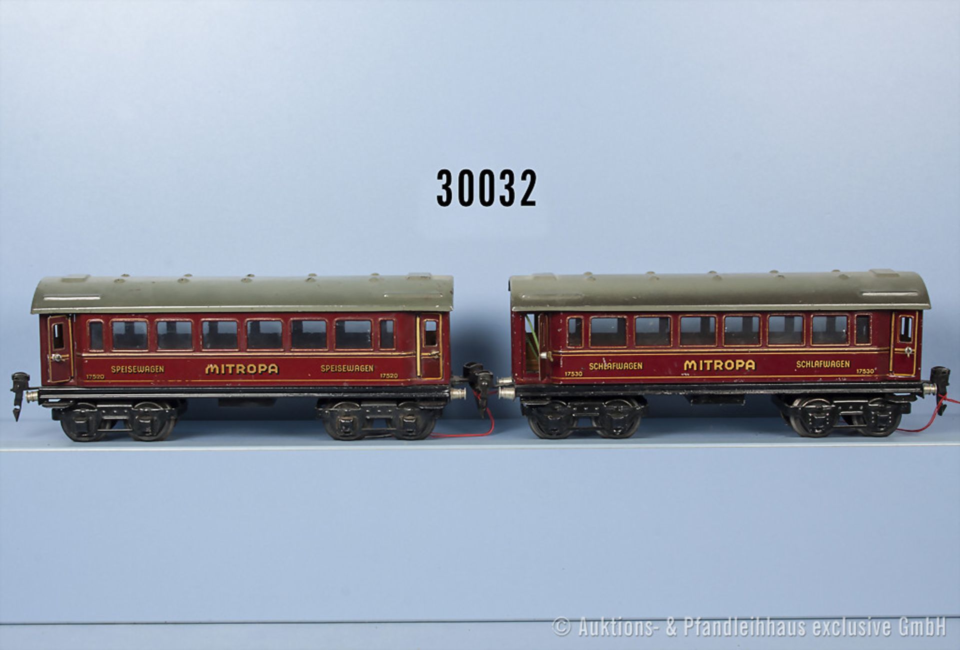 Konv. 2 Märklin Spur 0 D-Zug-Wagen, dabei 1752 Speisewagen und 1753 Schlafwagen, alles chromlith.