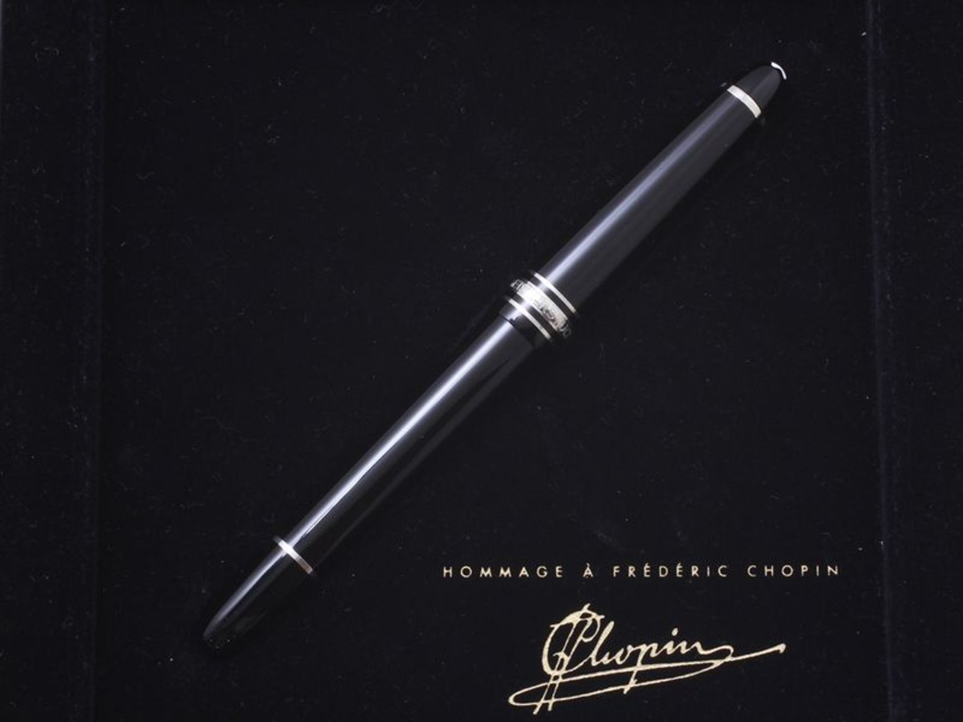 MONTBLANC ''Meisterstück Hommage à Frédéric Chopin'' Stylo plume en résine [...]