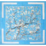 Hermès - Foulard - Foulard - Voile scarf with branches and birds, white and [...]