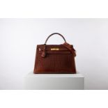 Hermès - Kelly Sellier Bag 32 cm - Kelly Sellier Bag 32 cm - Caramel porosus [...]