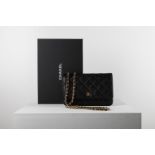 Chanel - Bag 19 cm - Bag 19 cm - Black quilted caviar leather shoulder strap, with [...]