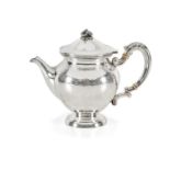 A silver teapot, Italy 20th Century - A silver teapot, Italy 20th Century - Weight g [...]