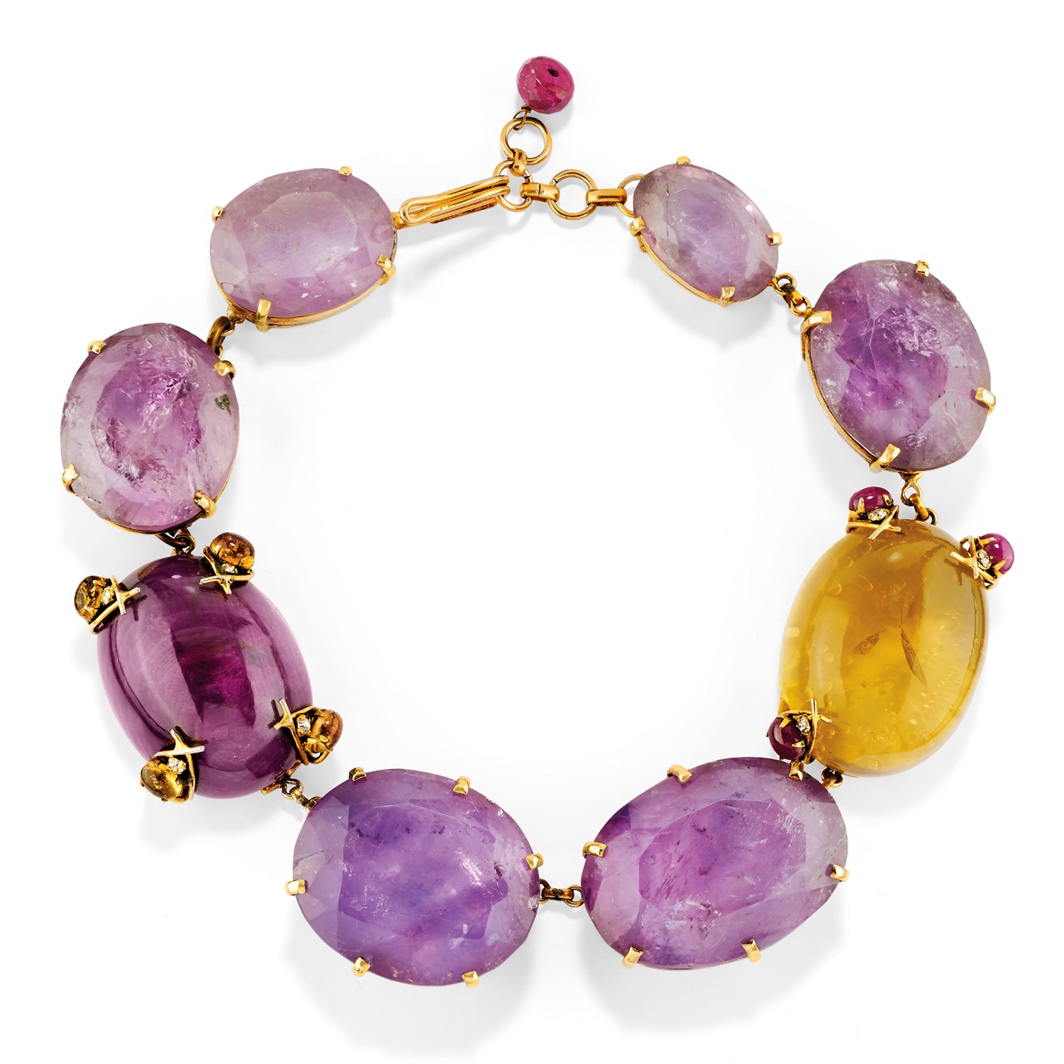A gilded silver, amethyst, amber, ruby and gemstone necklace - A gilded silver, [...]