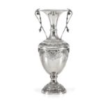 A silver vase, Italy 20th Century - A silver vase, Italy 20th Century - Weight g [...]