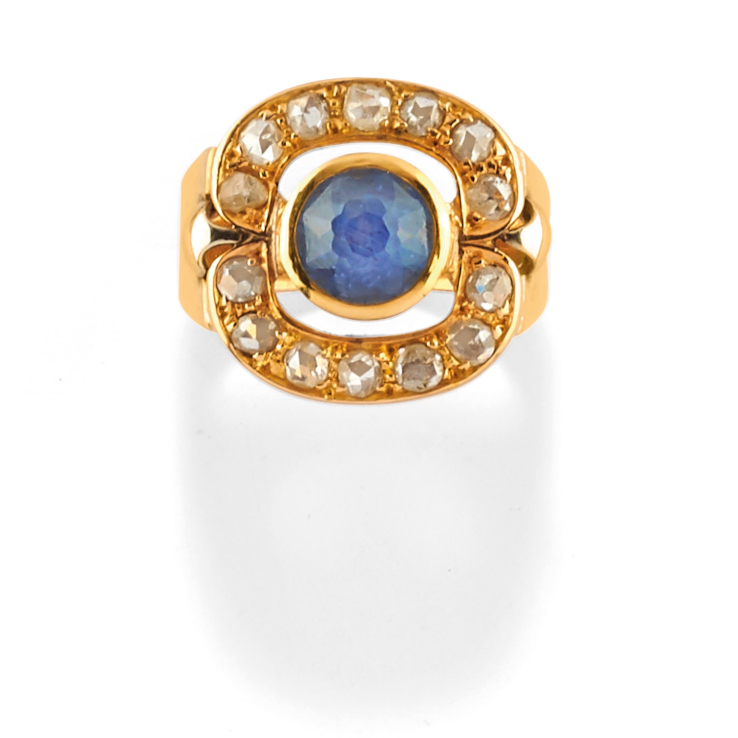 A 18K two-color gold, sapphire and diamond ring - A 18K two-color gold, sapphire and [...]