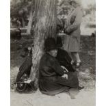 Germaine Krull (1897-1985) - Marchè d'Auvergne, 1930 - Vintage gelatin silver print [...]