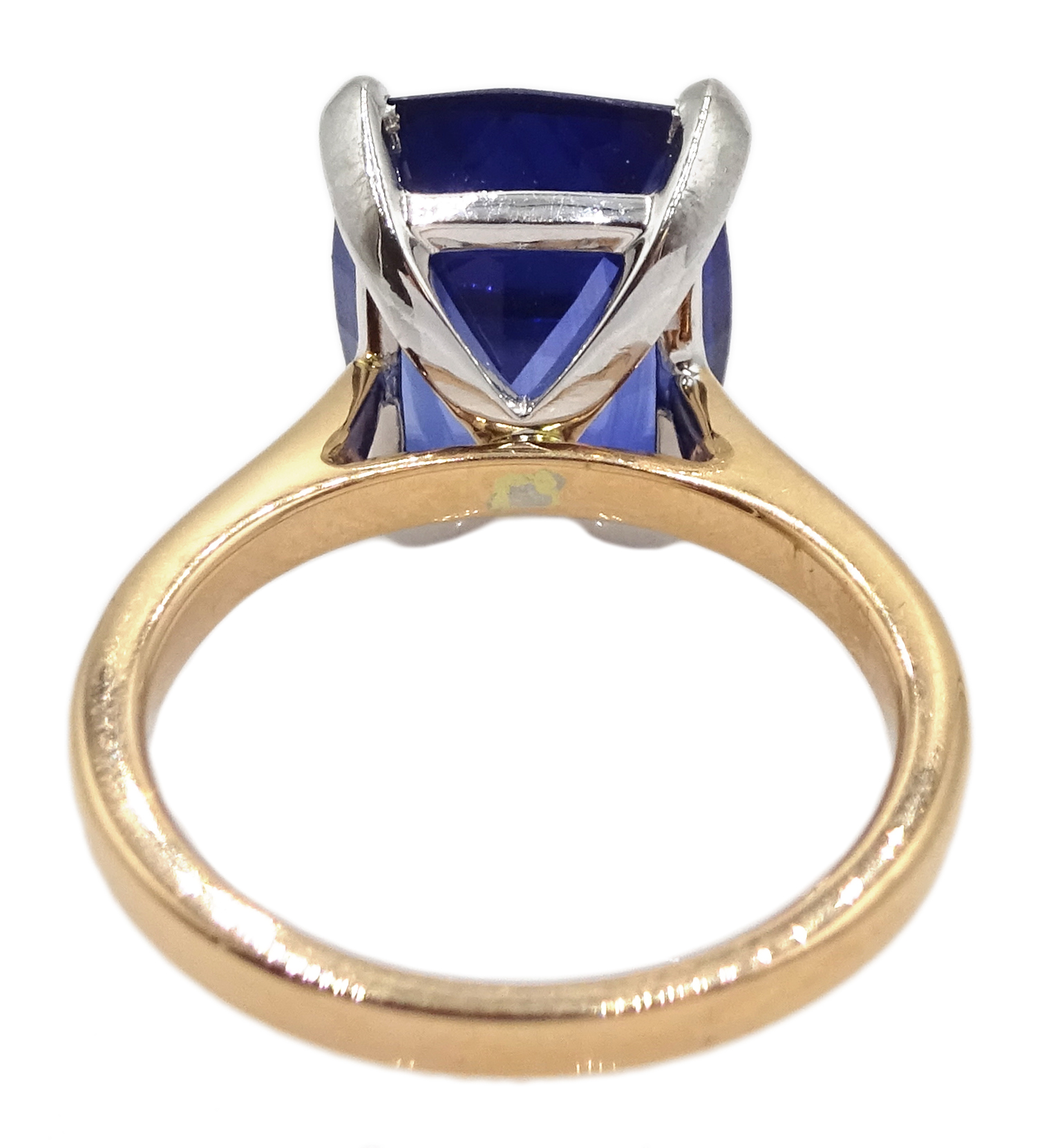 18ct gold and synthetic sapphire ring, sapphire total weight approx 7.40 carat - Image 6 of 7