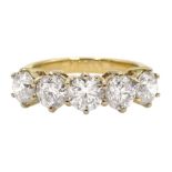 18ct gold and five stone diamond ring, diamond total weight approx 2.60 carat