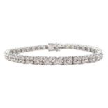 18ct white gold and diamond flower head style bracelet, round brilliant cut diamonds, diamond total