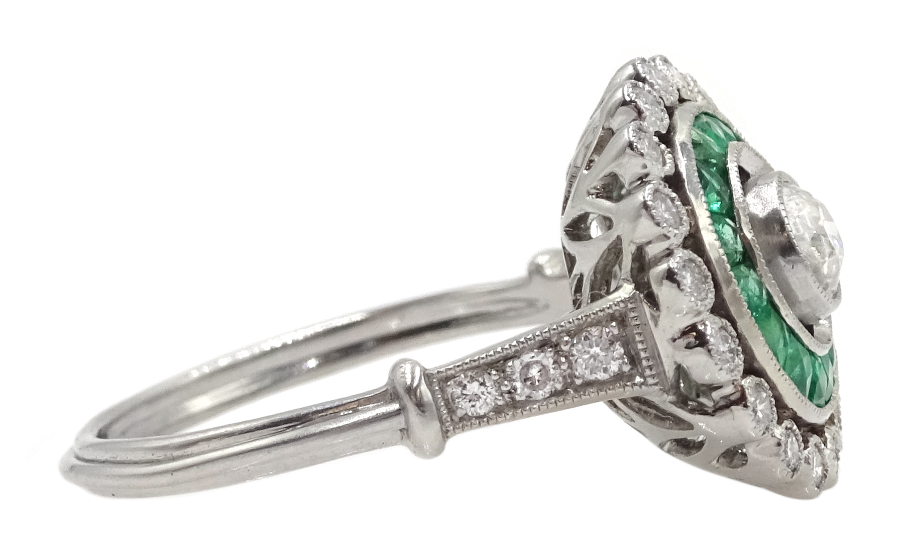 Edwardian style platinum, emerald and diamond cluster ring, central old cut diamond surrounded by c - Image 4 of 6