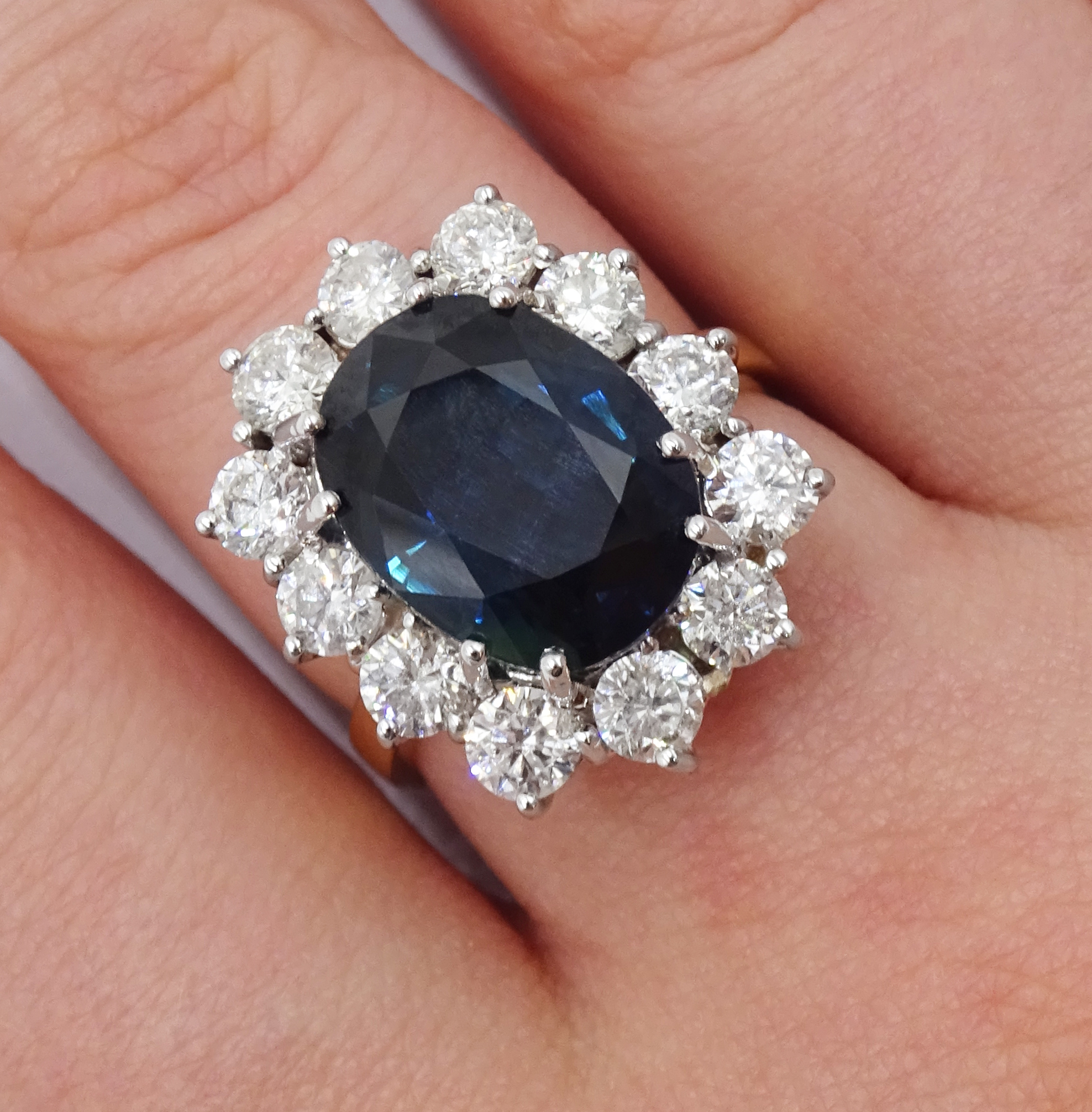 18ct gold, diamond and untreated sapphire cluster ring, sapphire 7.26 carat - Image 8 of 10