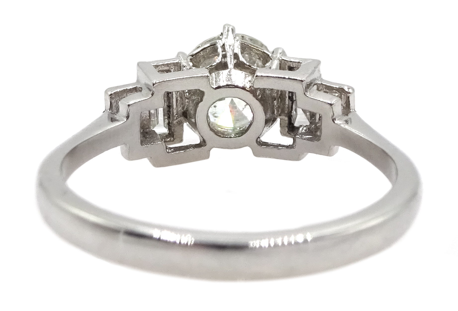 Art Deco style platinum ring set with central old cut diamond and diamonds to shoulders, central di - Image 6 of 6