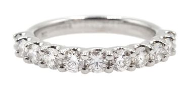 18ct white gold eleven stone diamond ring, diamond total weight approx 1.00 carat