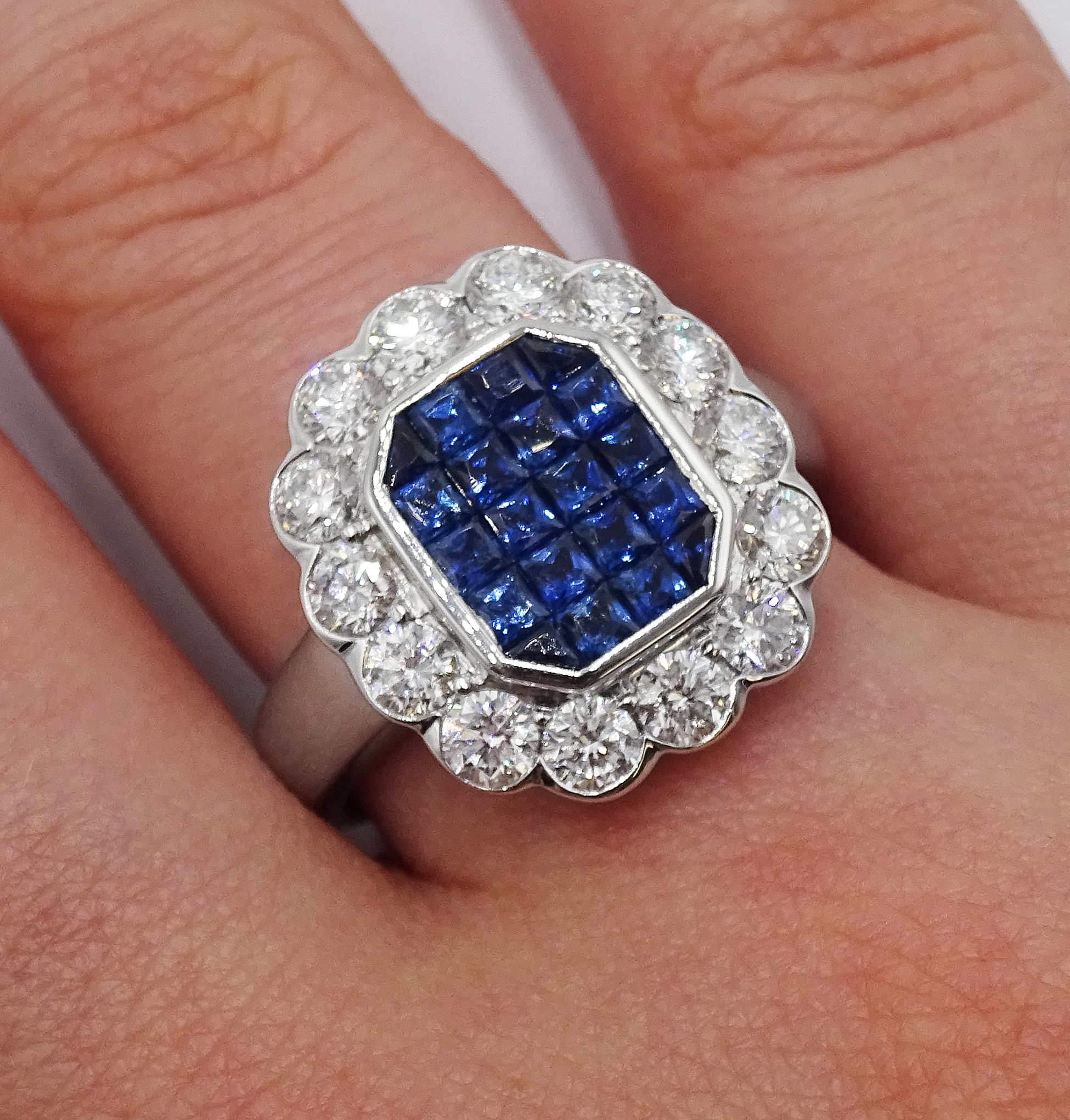 18ct white gold, sapphire and diamond cluster ring, sapphire total weight 2.10 carat, diamond total - Image 2 of 5