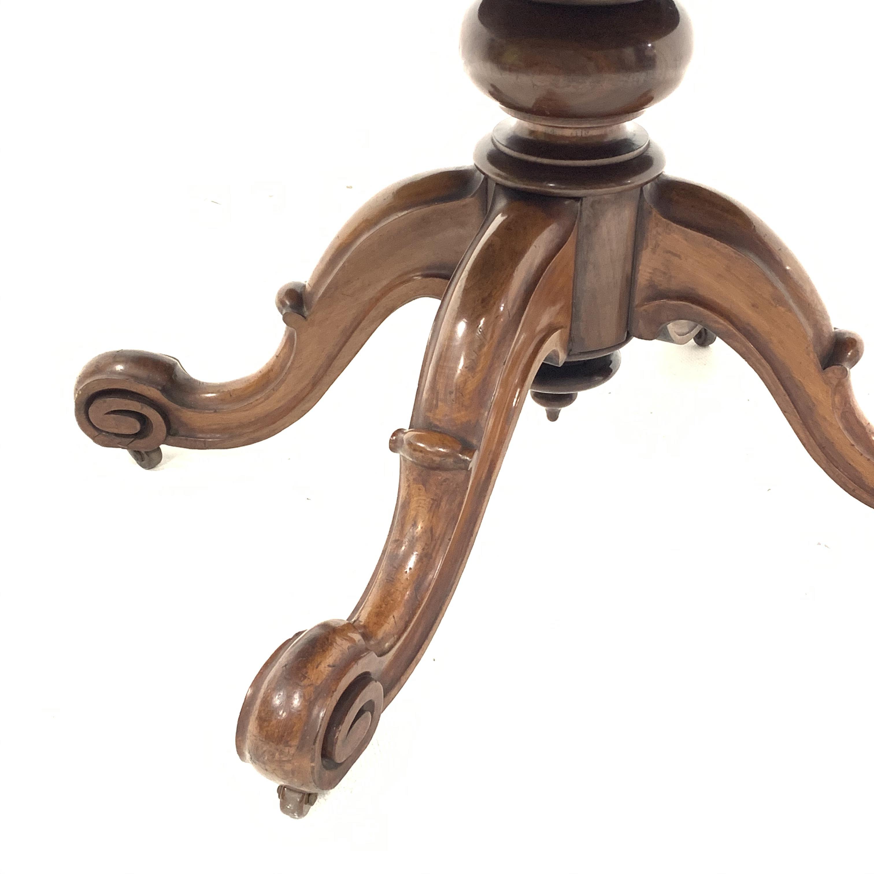 Victorian mahogany breakfast table, circular moulded tilt top on turned pedestal, four shaped out - Image 3 of 6