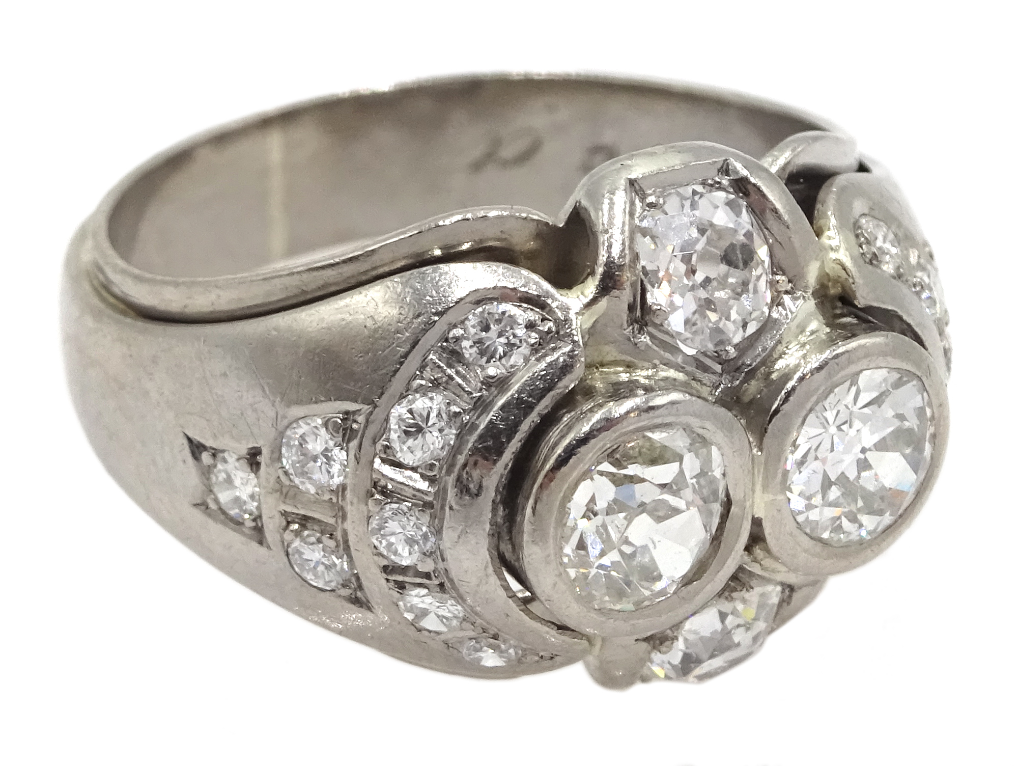 Continental 14ct white gold old cut and round brilliant cut diamond ring, stamped 585, total diamond - Image 3 of 5