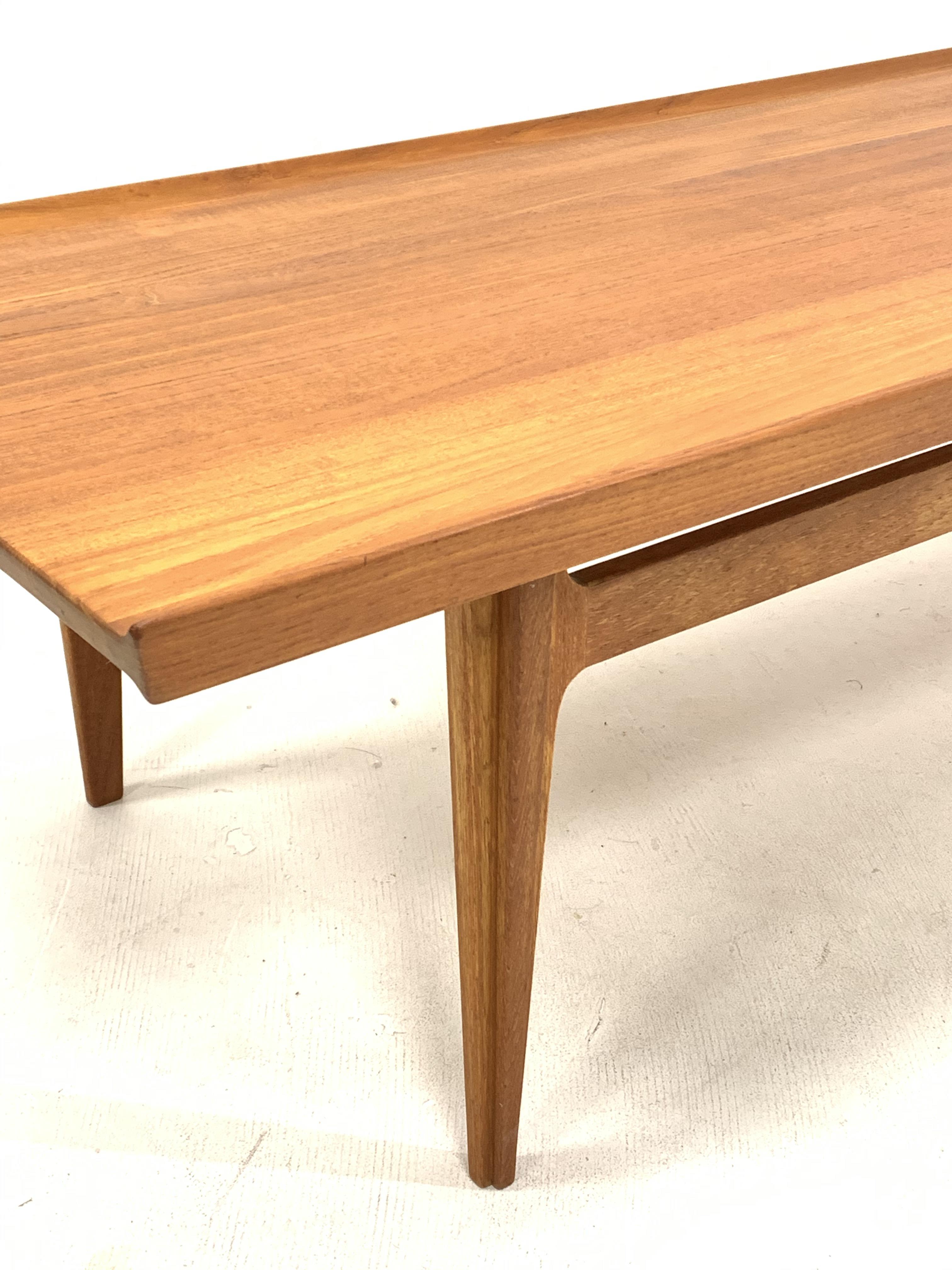 Finn Juhl for France & Sons - Rare early 'model. 532' solid teak coffee table, outer facing ridge - Image 2 of 7