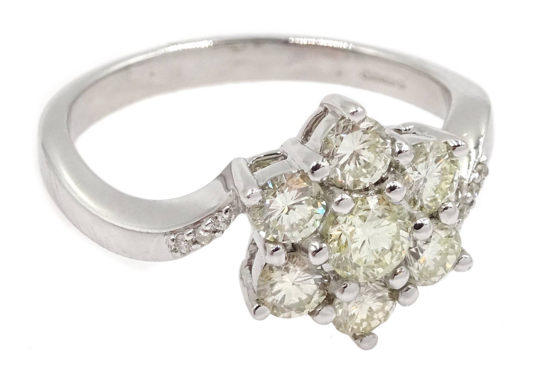 18ct white gold diamond cluster ring, hallmarked, diamond total weight 1.00 carat - Image 3 of 4