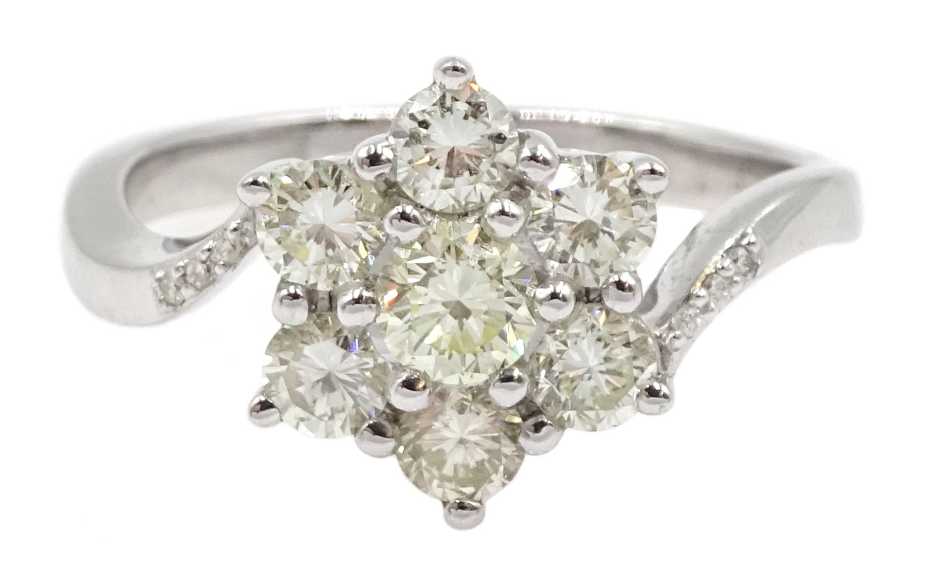 18ct white gold diamond cluster ring, hallmarked, diamond total weight 1.00 carat