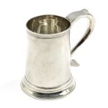 George III silver mug, the loop handle engraved with initials H13cm Newcastle 1780 Maker John
