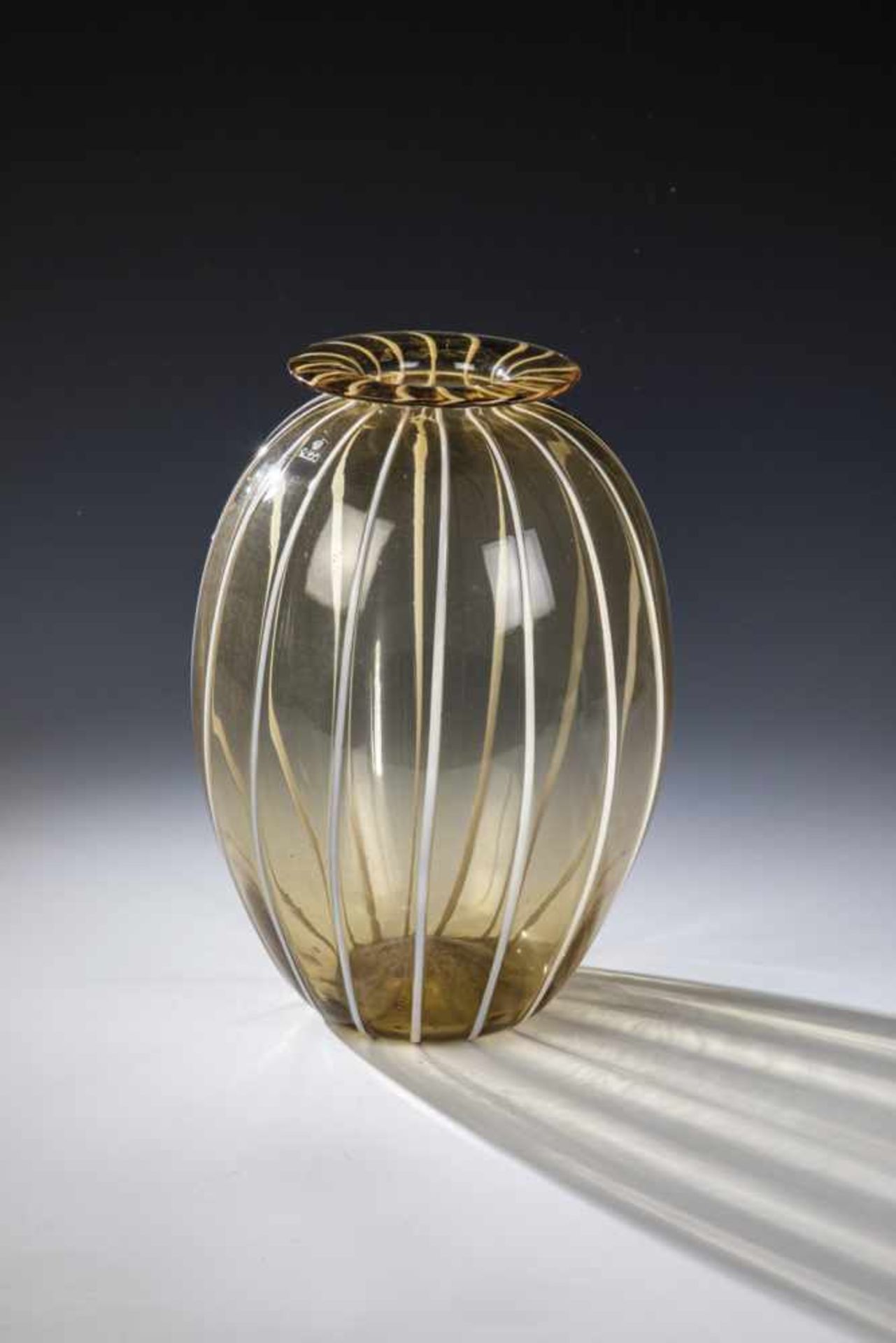 Seltene Vase "A fili di Lattimo"