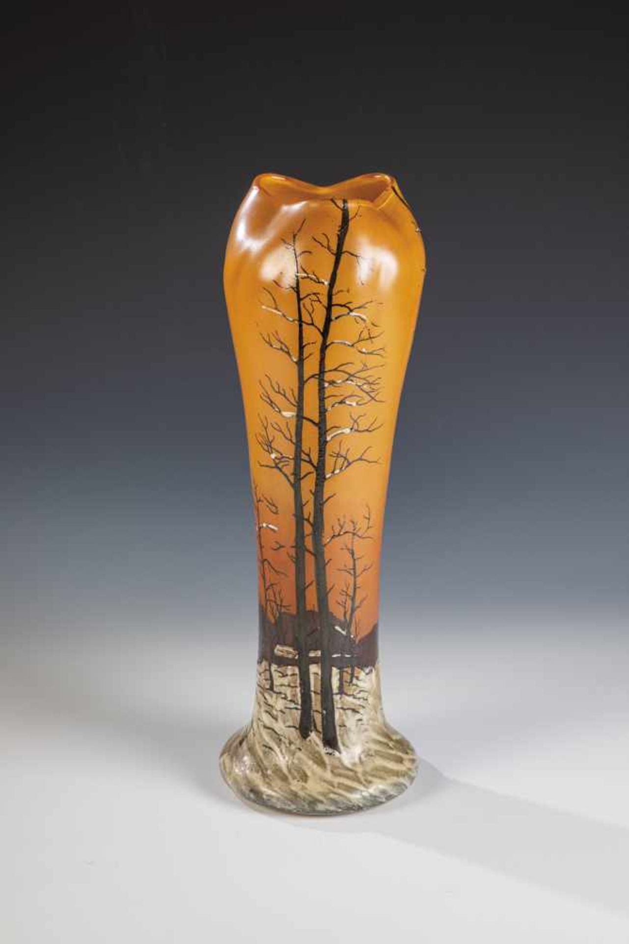 Große Vase mit WinterlandschaftLegras & Cie., Verreries de Saint-Denis, um 1900 Farbloses Glas.
