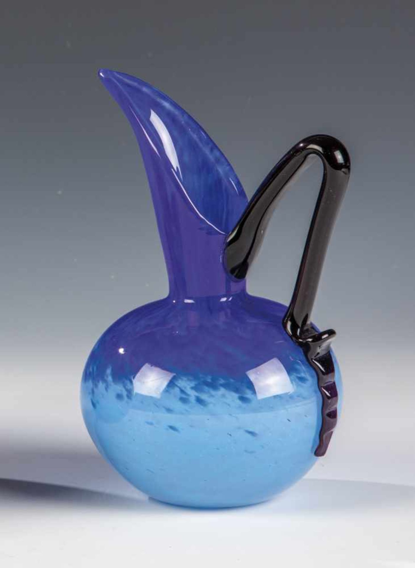 Krug "Jades"Verreries Schneider, Epinay/Seine, 1920-1926 Farbloses Glas mit flockiger