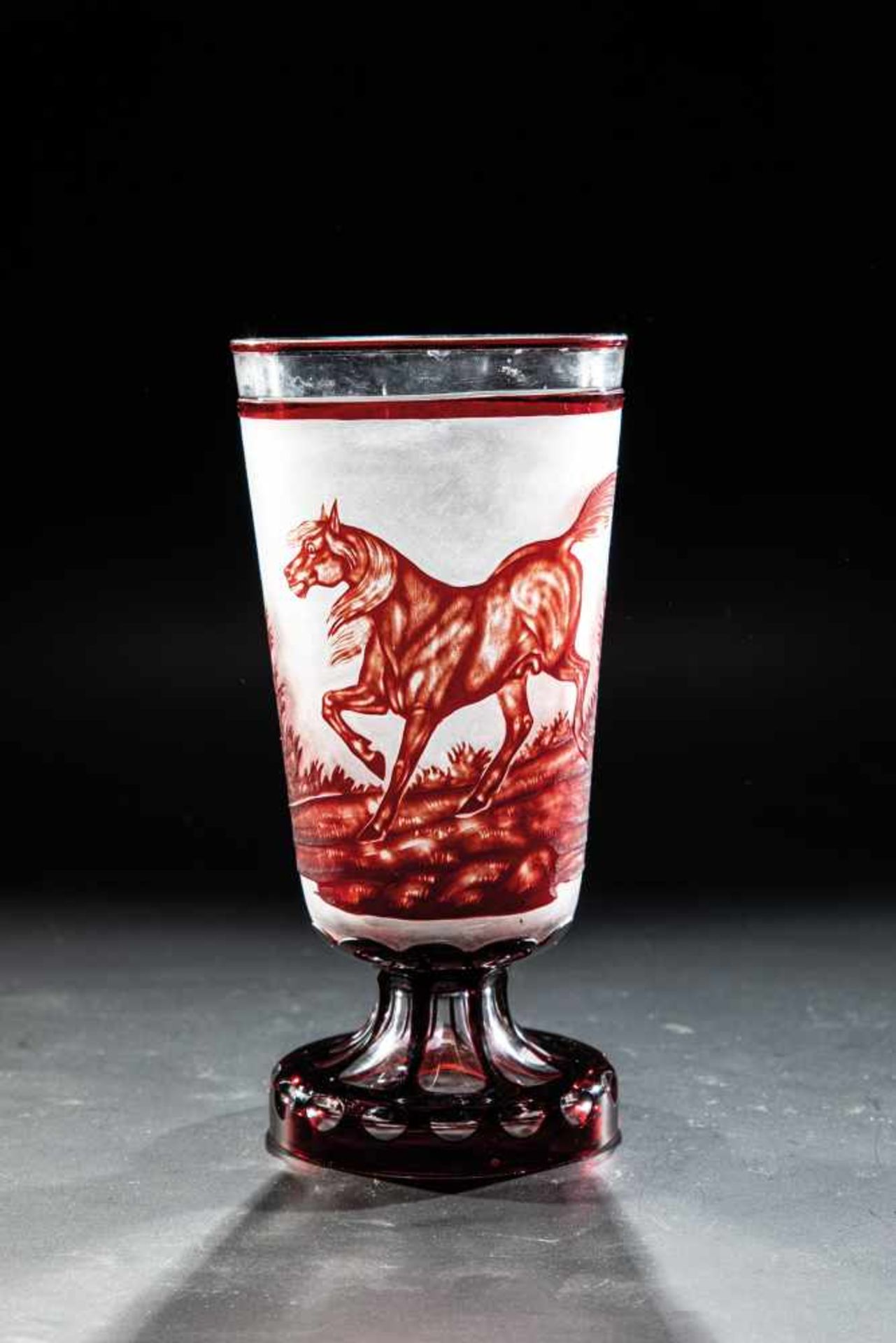Stangenglas mit Pferd