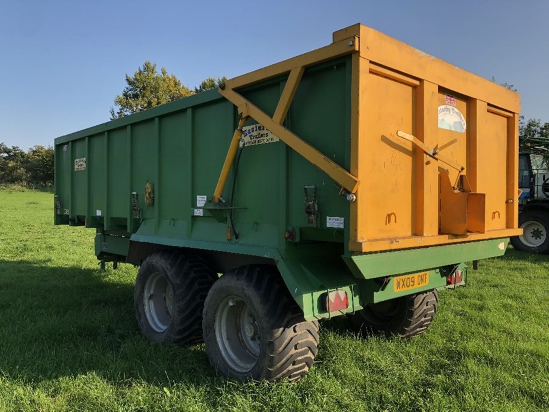 2009 Easterby ET12 grain trailer - Image 2 of 3