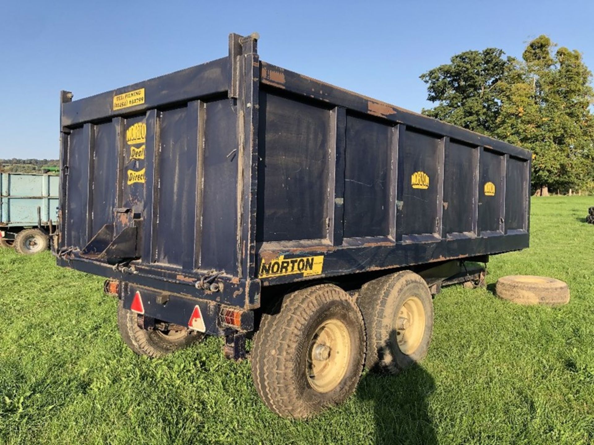 Norton grain trailer - Image 3 of 3