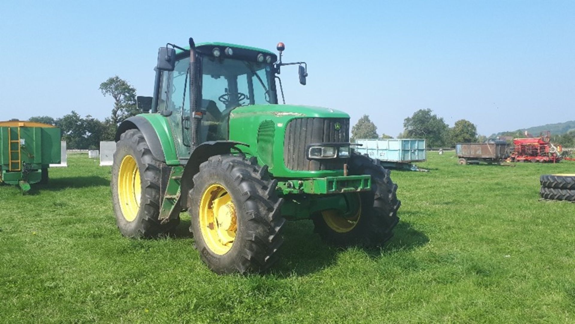 2003 John Deere 6820