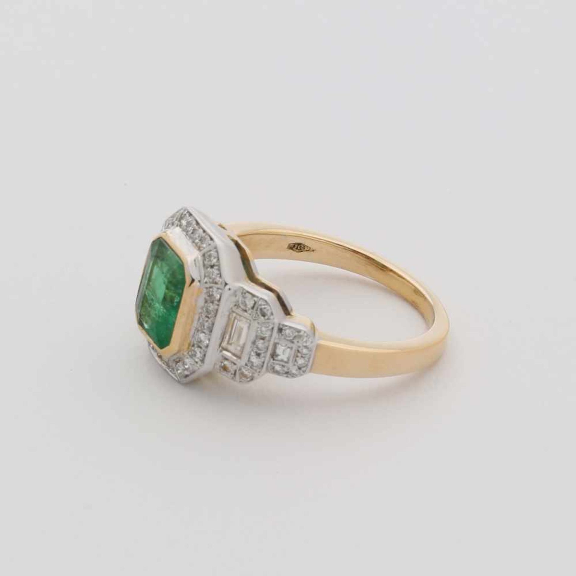 EMERALD AND DIAMOND RING - Bild 3 aus 4