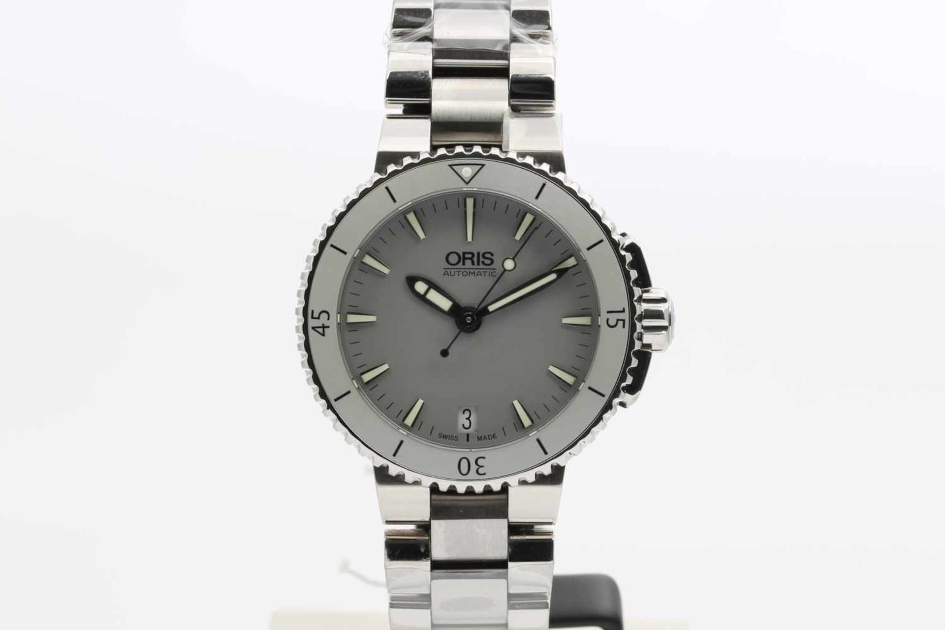 Oris Aquis Date Medium Grey 7652