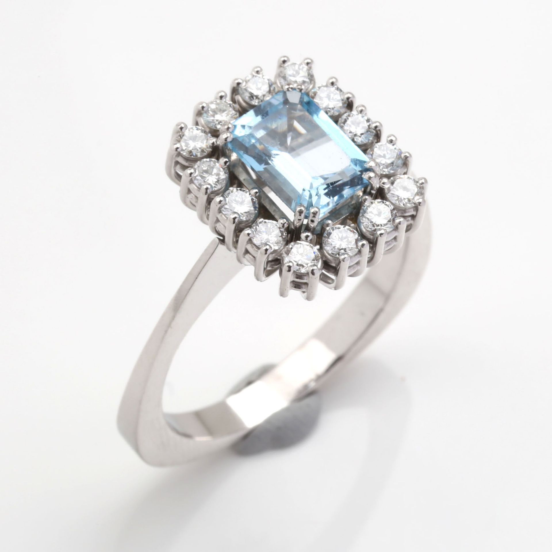 AQUAMARINE - DIAMOND - RING