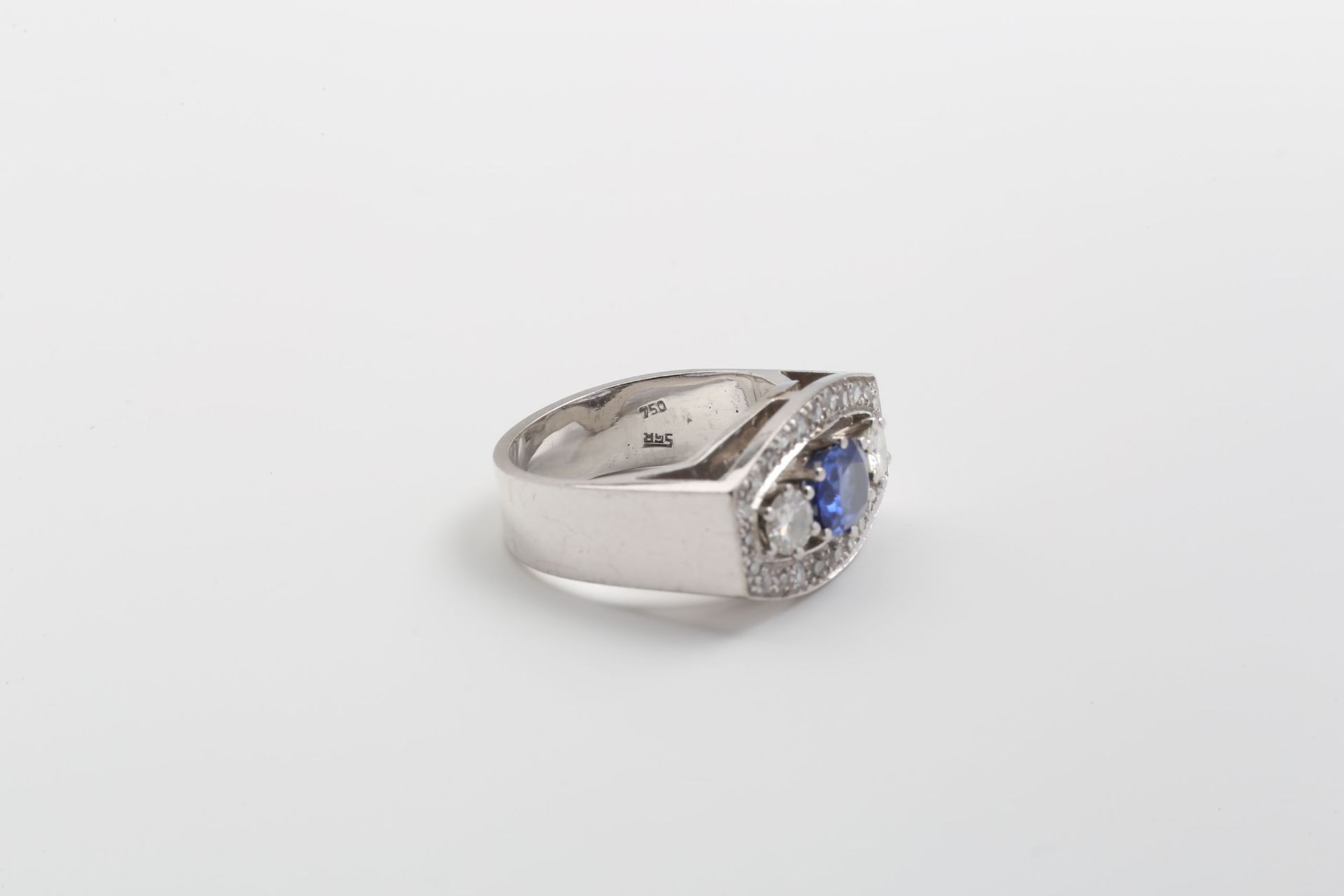 SAPPHIRE - DIAMOND - RING - Bild 5 aus 6