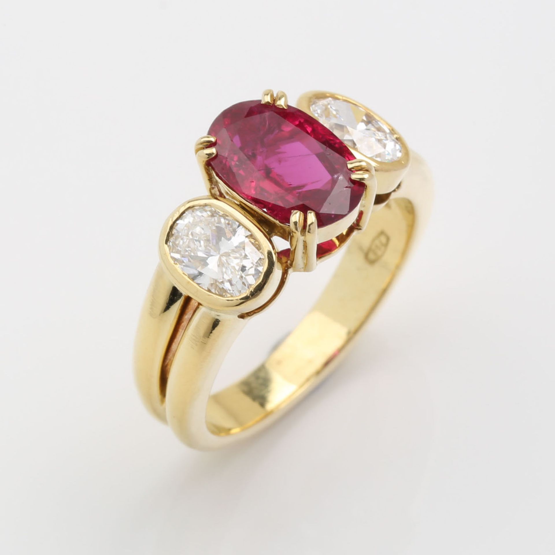 RUBY - DIAMOND - RING