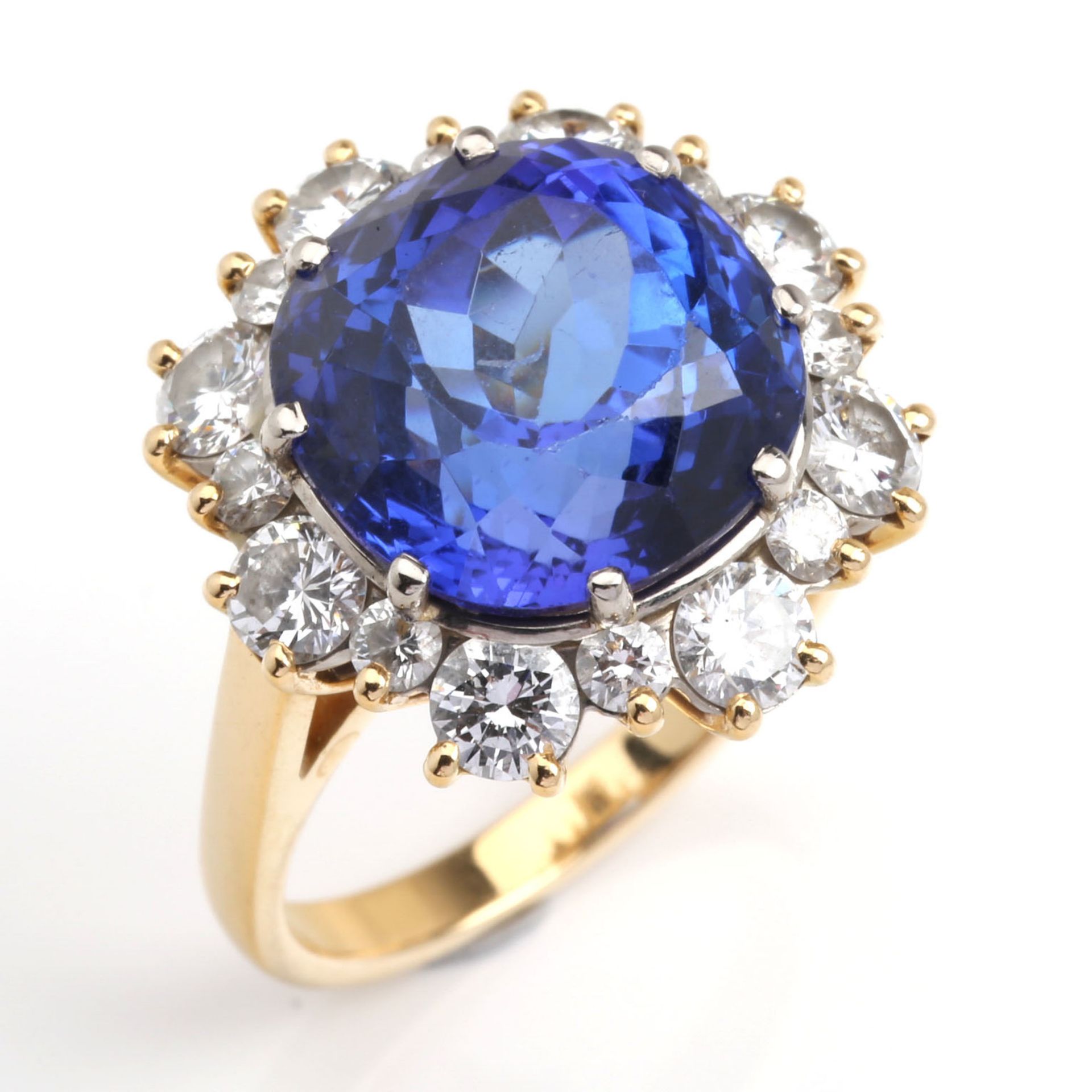 TANZANITE - DIAMOND - RING